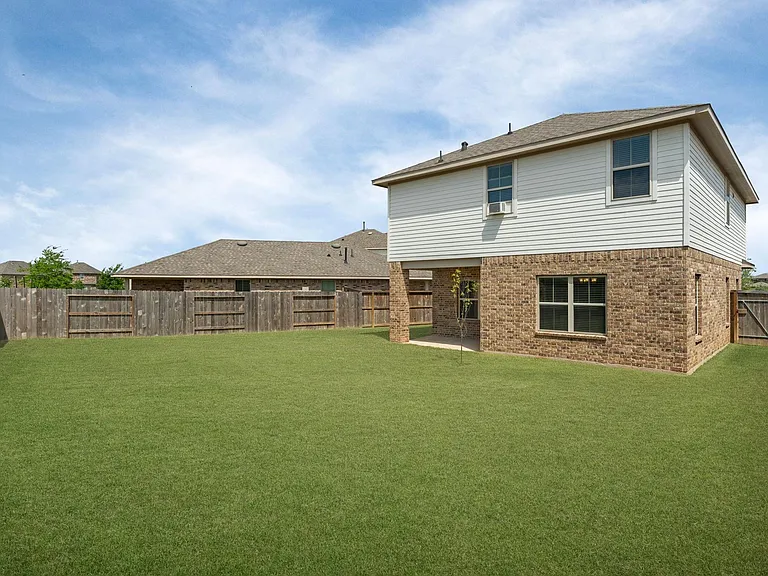 409 Aurora Creek Ln — Photo 26