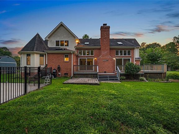 4th image of 9327 Rivershore Dr
