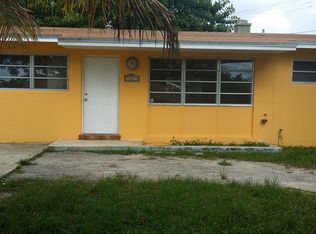 16621 SW 99th Ave, Miami, FL 33157