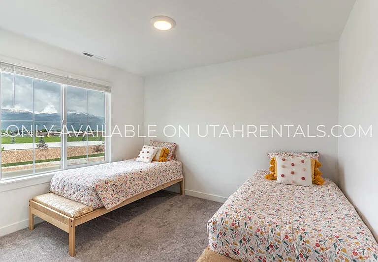 2599 S 920 E — Photo 26
