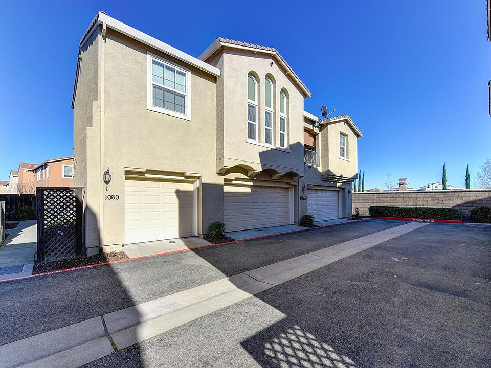 1st image of 1060 Sierra View Cir Unit 2