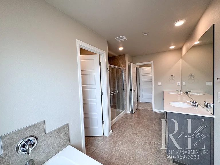 1502 Baker Heights Loop — Photo 15