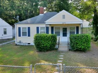 1607 Robinhood Rd, Durham, NC 27701