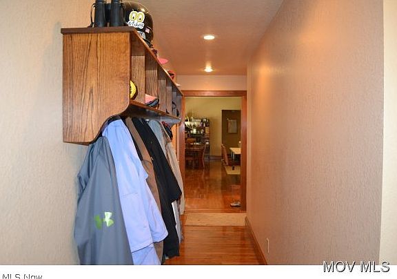 5th image of 175 Skyview Dr
