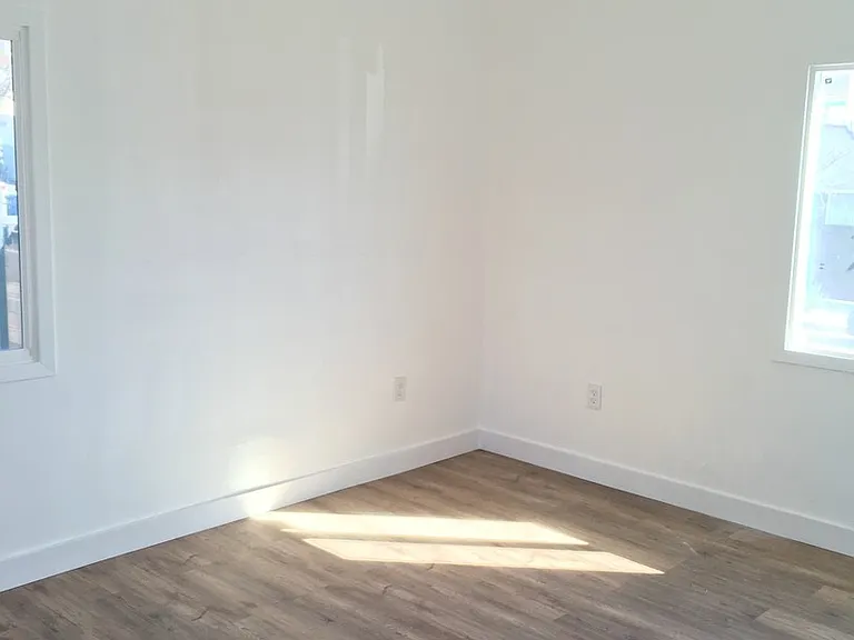 4233 Burns Ave — Photo 14