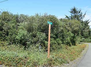 200 Hoh St, Ocean Shores, WA 98569