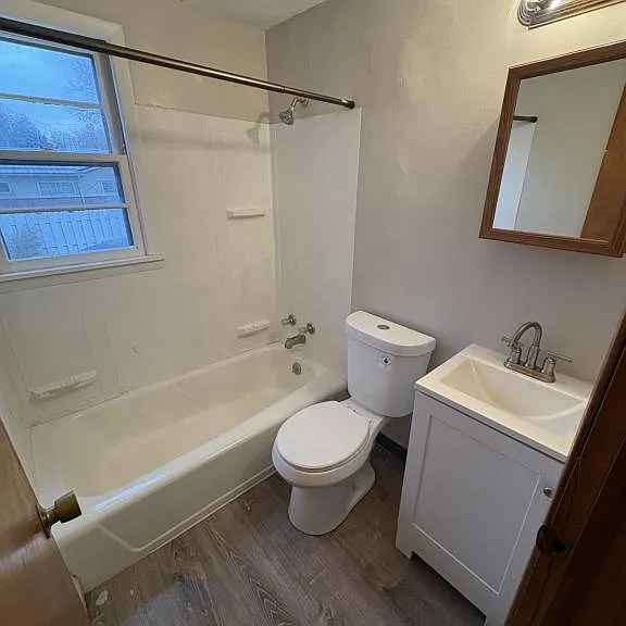3053 Hadley Ave #3 — Photo 6