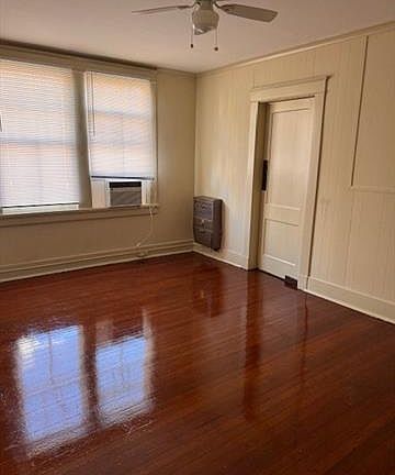 5th image of 1507 Napoleon Ave #202