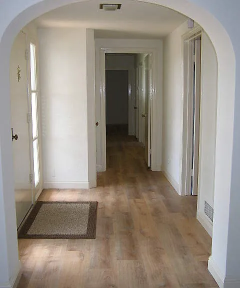 Hallway to bedrooms