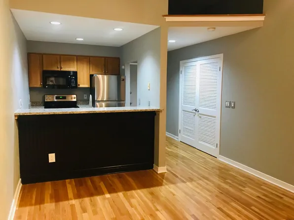 42 S Main St, Norwalk, CT 06854