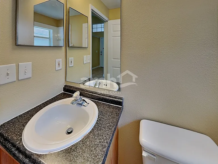 950 Woodsong Way — Photo 15