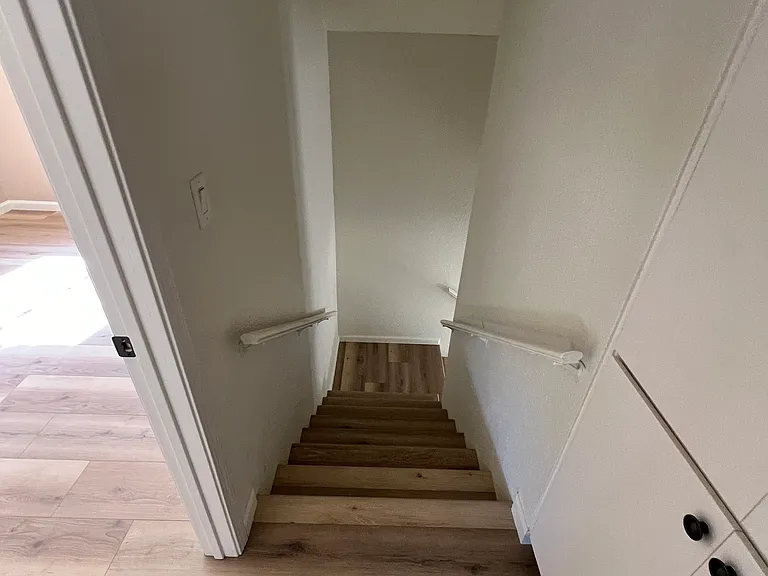 1657 Grand Ave — Photo 10