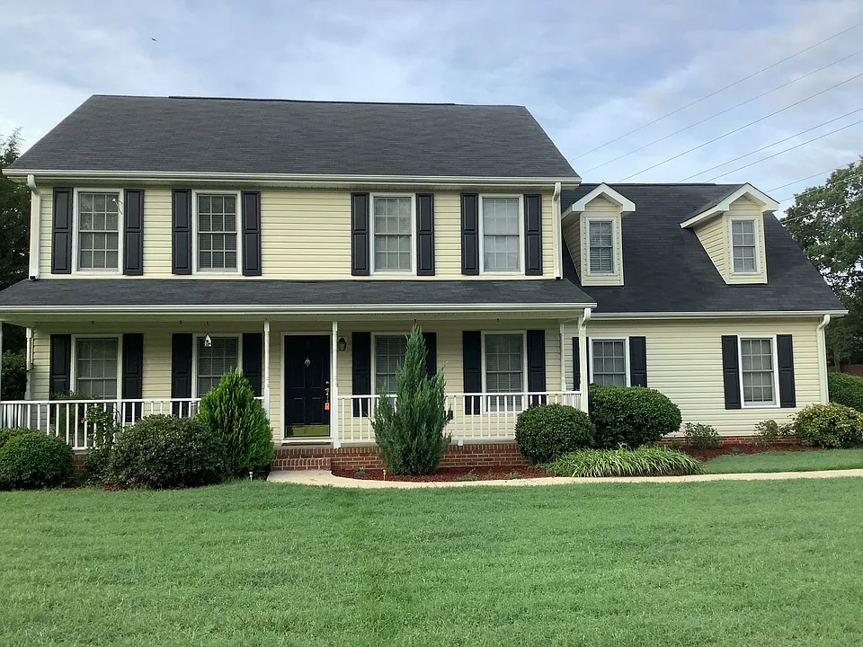 7 Promontory Ct