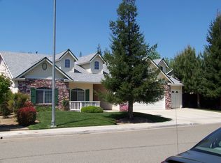 1766 N Halifax Ave, Clovis, CA