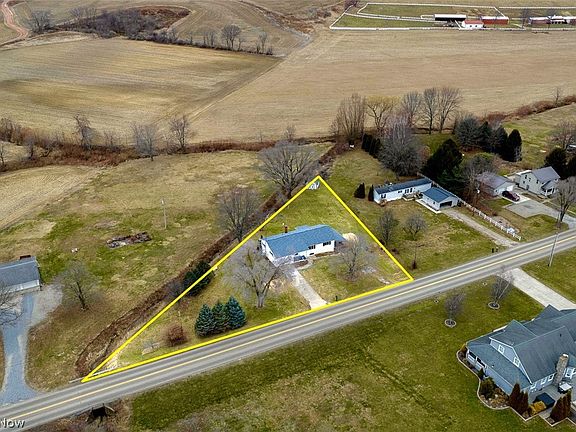 3rd image of 3336 Broad Run Dairy Rd NW