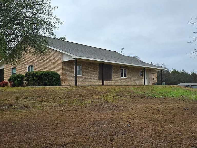 2267 County Road 3025 — Photo 7