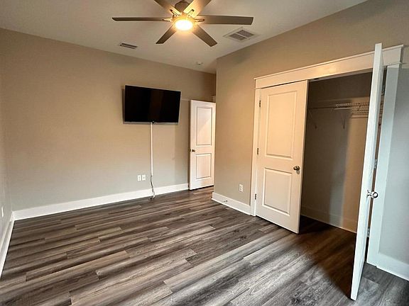 5th image of 166 Eagle Trace Ct