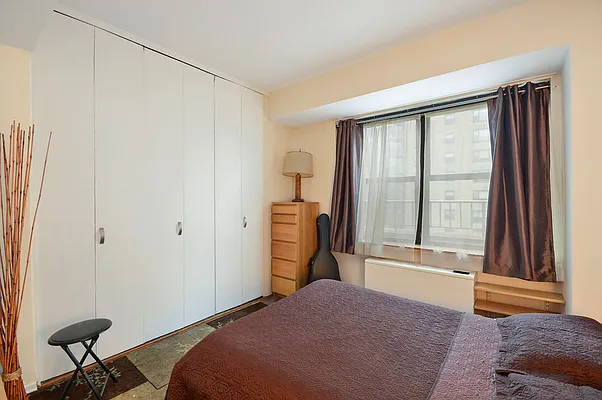 Sold by Corcoran | media 11