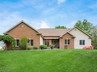 2710 Red Fox Dr, Duncan Falls, OH 43734