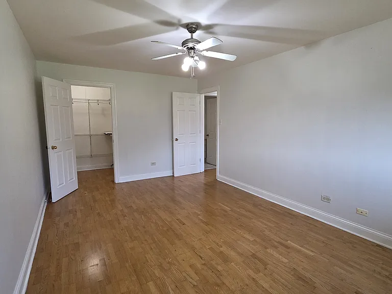 693 E Fullerton Ave #208 — Photo 11