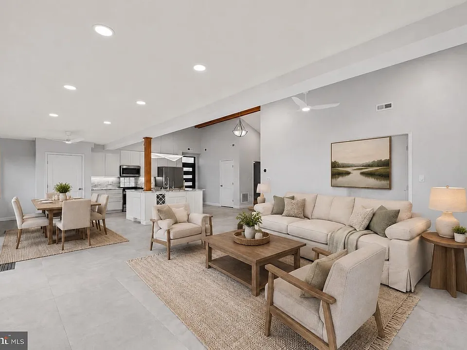 1345 Ellicott Ave