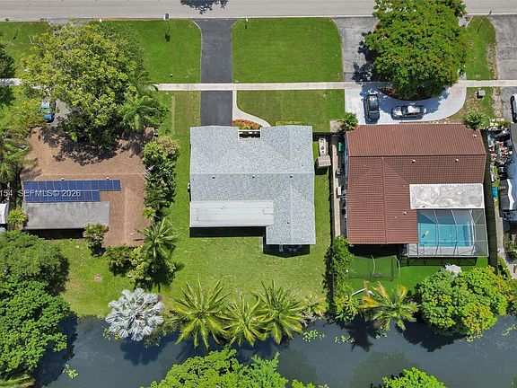 2nd image of 5321 SW 90th Ave