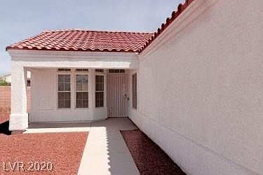 3rd image of 2204 Mountain Glow Ave
