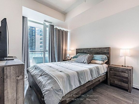 3rd image of 4070 Confederation Pkwy #4101