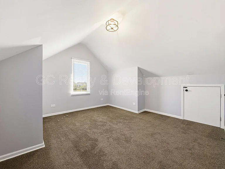 2036 S 1st Ave — Photo 13