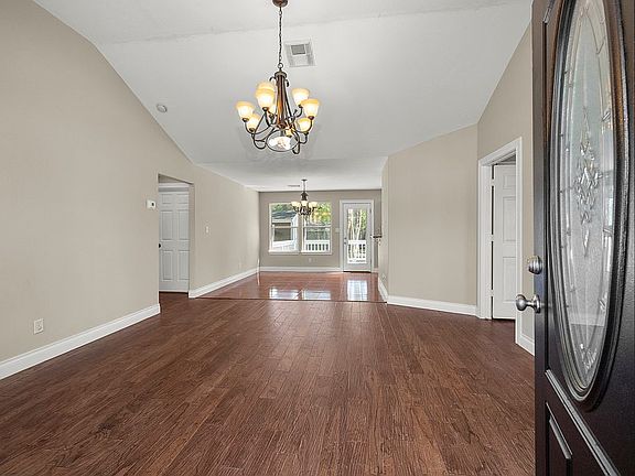 5th image of 10648 Royal Adrian Dr