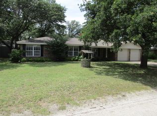 1925 Castle Dr, Clyde, TX 79510