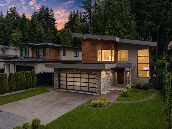 31 Glenmore Dr, West Vancouver, BC V7S 1A5