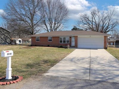 2218 Vadalabene Dr, Maryville, IL, 62062