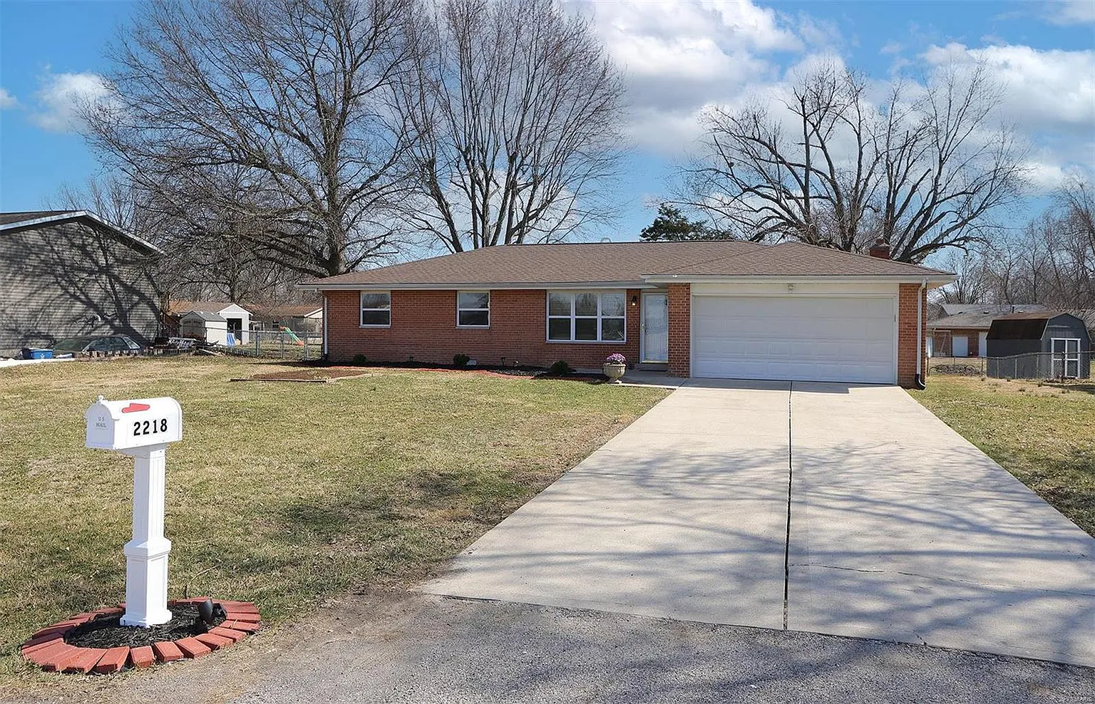 2218 Vadalabene Dr photo 1