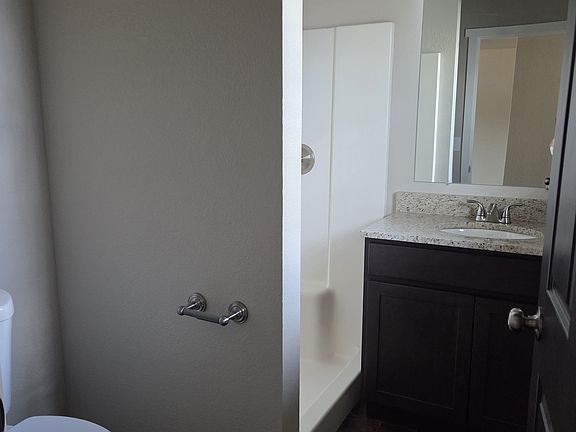 5th image of 112 Glen Ayre St