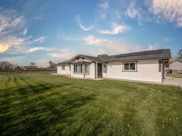21096 E Weldon Ave, Sanger, CA 93657