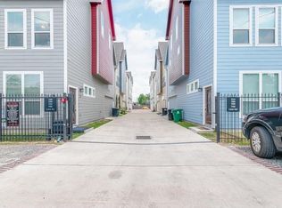 734 Link Rd, Houston, TX 77009