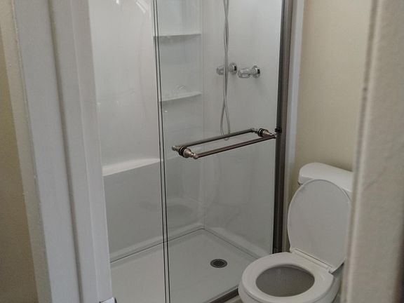 5th image of 8938 Cypress Ave #C
