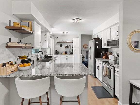 3rd image of 12894 Adams Way