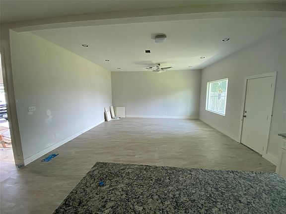 3rd image of 9721 Fabiola Dr