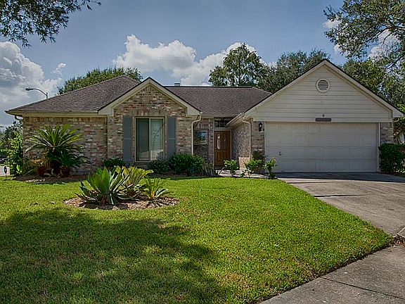 3rd image of 16010 Copper Canyon Dr