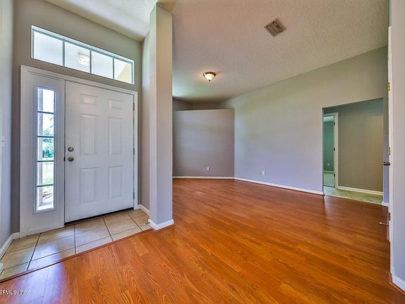 5th image of 1455 Walnut Creek Dr