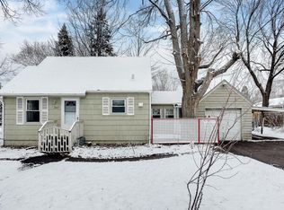 2027 County Road D W, Arden Hills, MN 55112