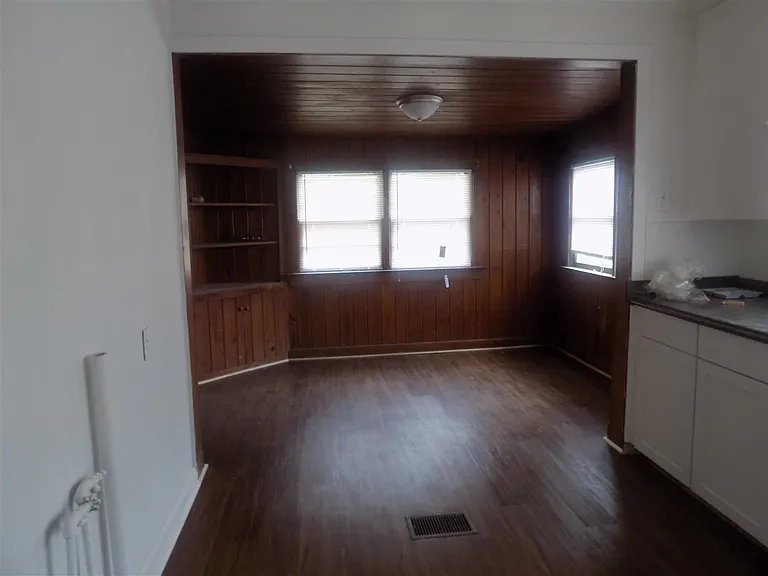 1316 Stone Rd — Photo 12