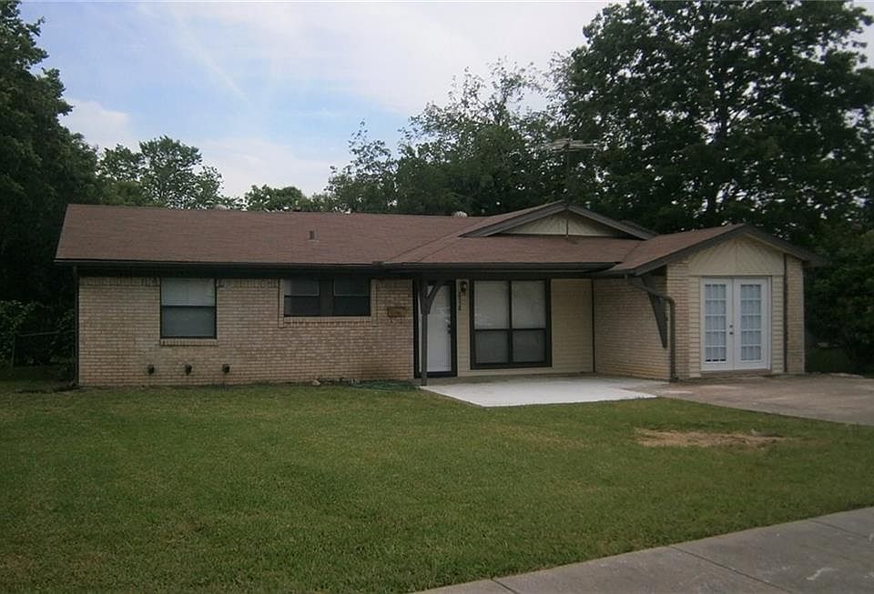 1st image of 2958 Joanna Dr