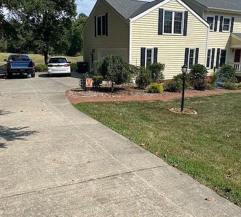 3rd image of 309 Mallard Way