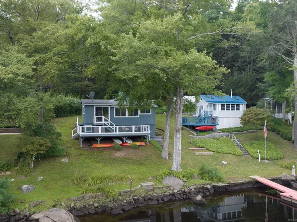 74 Cove Road #8, Haddam, CT 06424