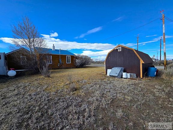 5th image of 401 S 3rd St