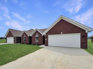 133B Lanai Dr, Shepherdsville, KY 40165