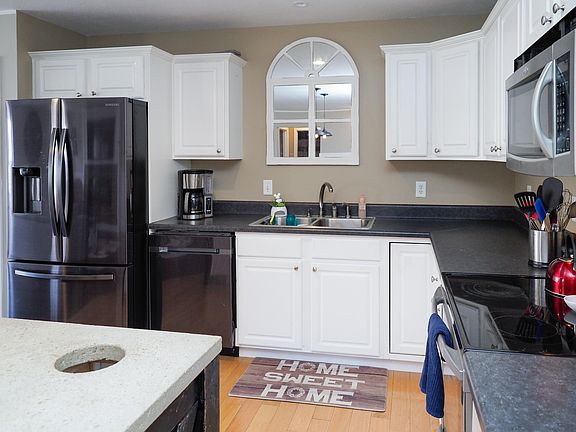 2nd image of 4692 Andover Woods Ct